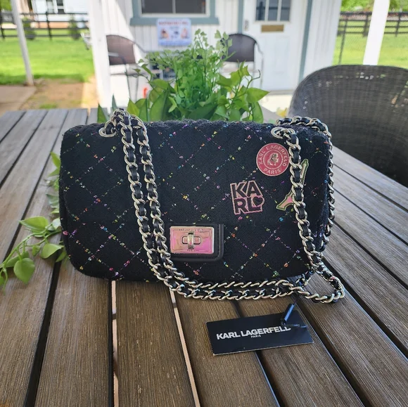 Black handbag - Picture 1 of 10